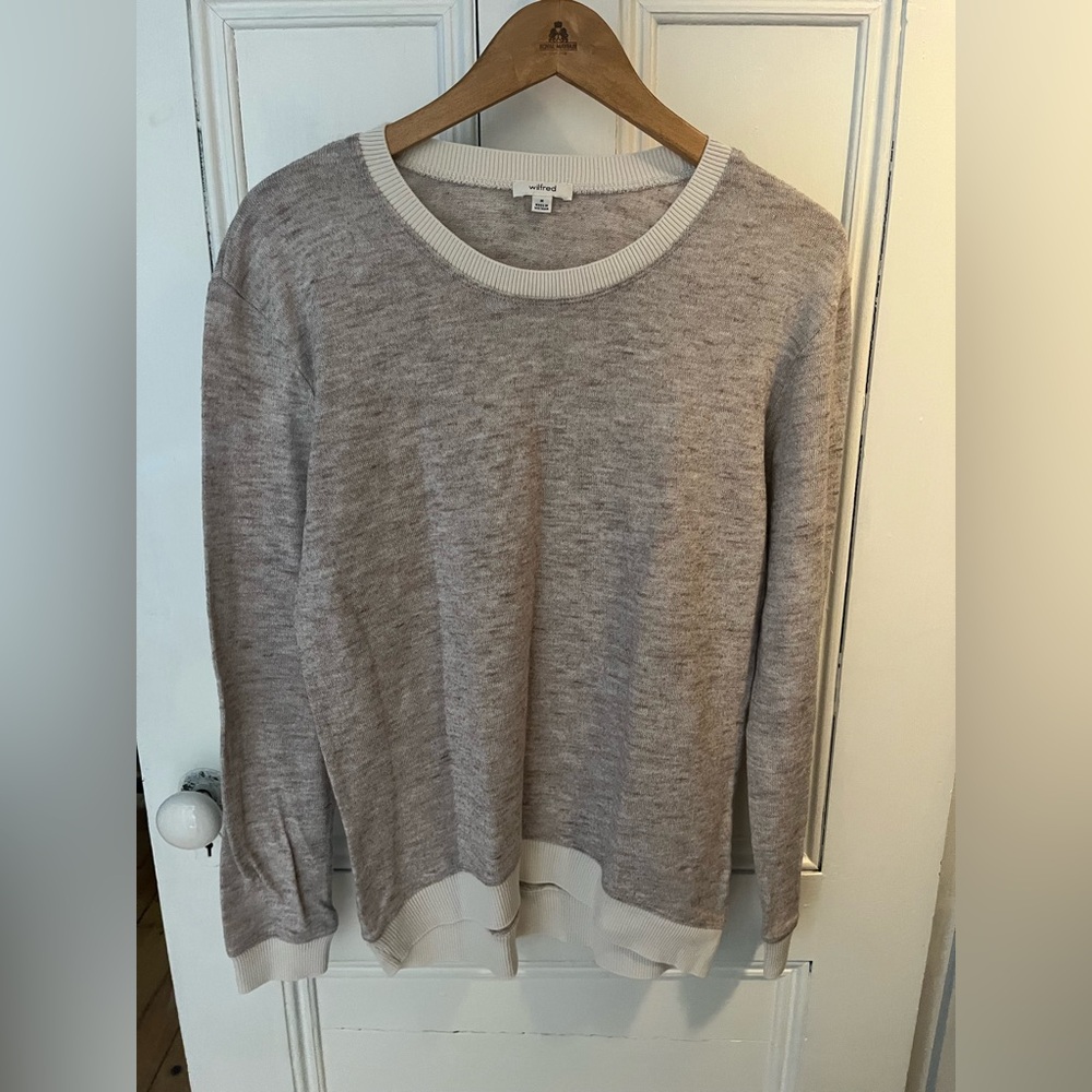 Wilfred light knit sweater, medium